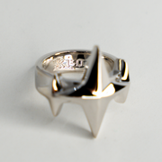 Kizo Diamond Ring